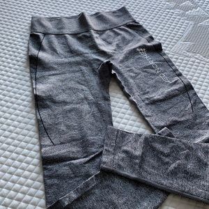 2 FOR $30✨Leggings by Jed North